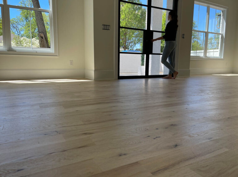 open floorplan hardwood refinishing near Charlotte 768x572