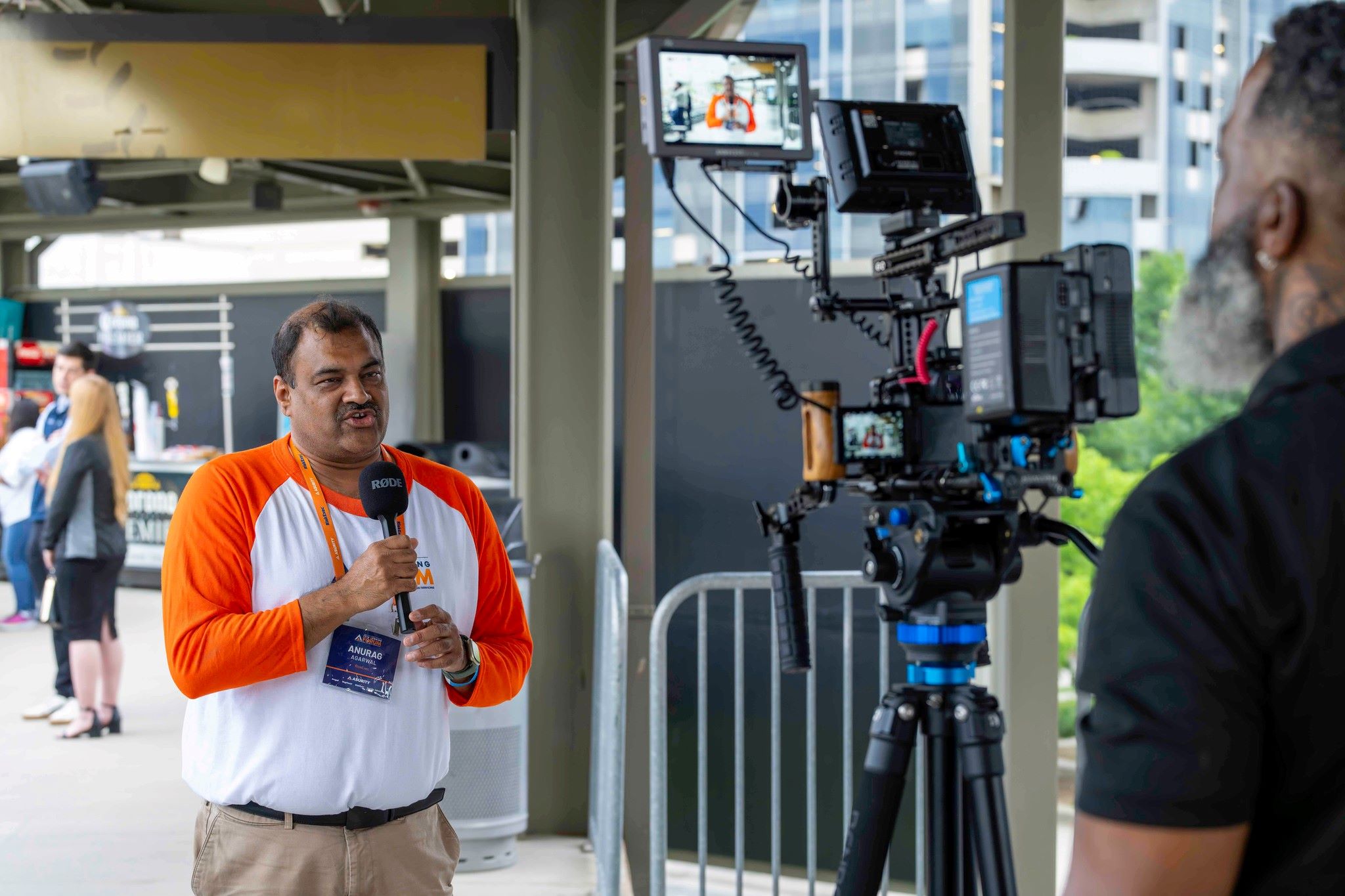 Final Cut Multimedia, filming man at an event.